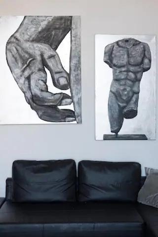 Vesuvius Suite - Elegante Appartamento In Centro Napoli Bagian luar foto